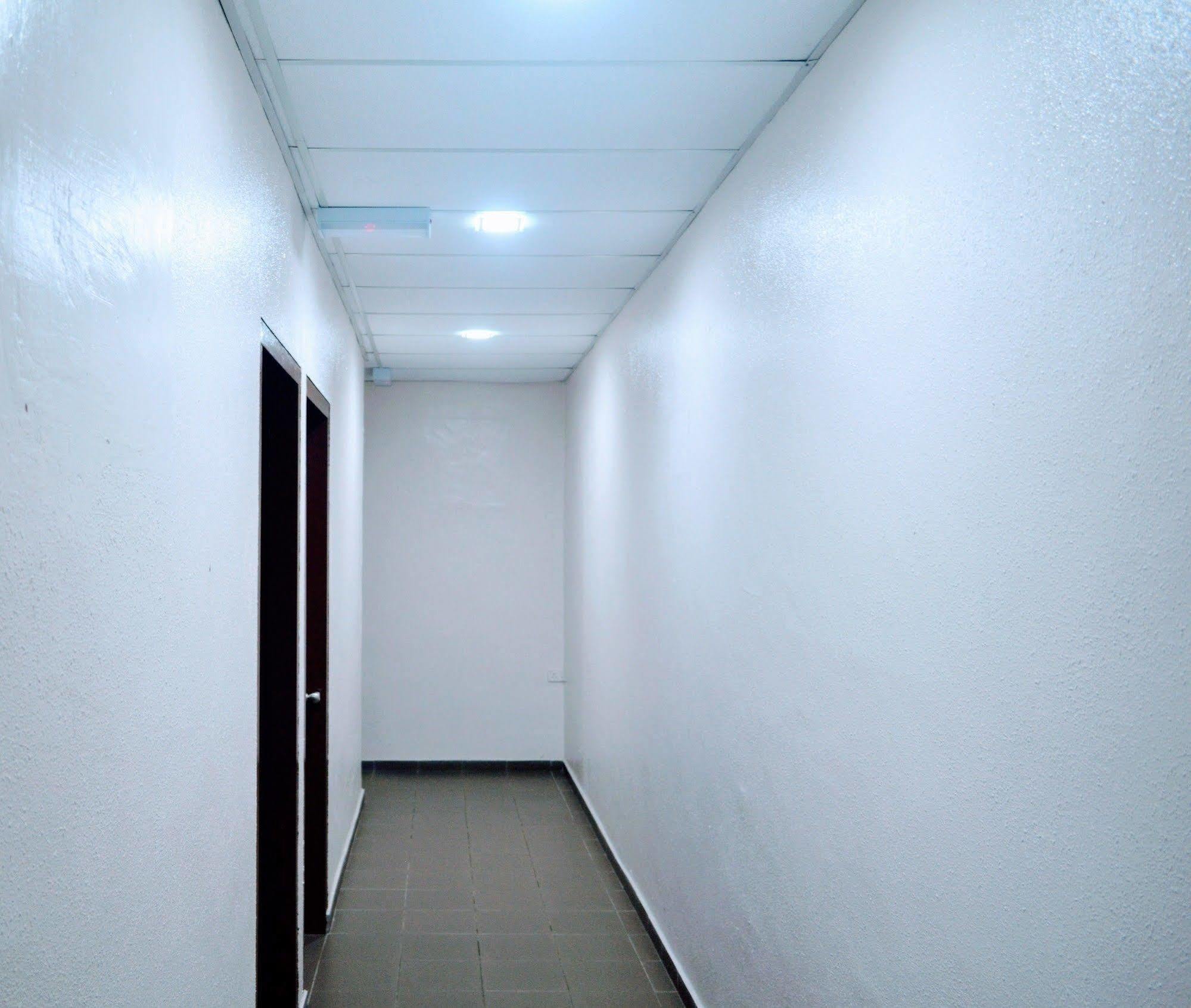 โรงแรมเกสต์ อินน์ โกตา ติงกี ภายนอก รูปภาพ